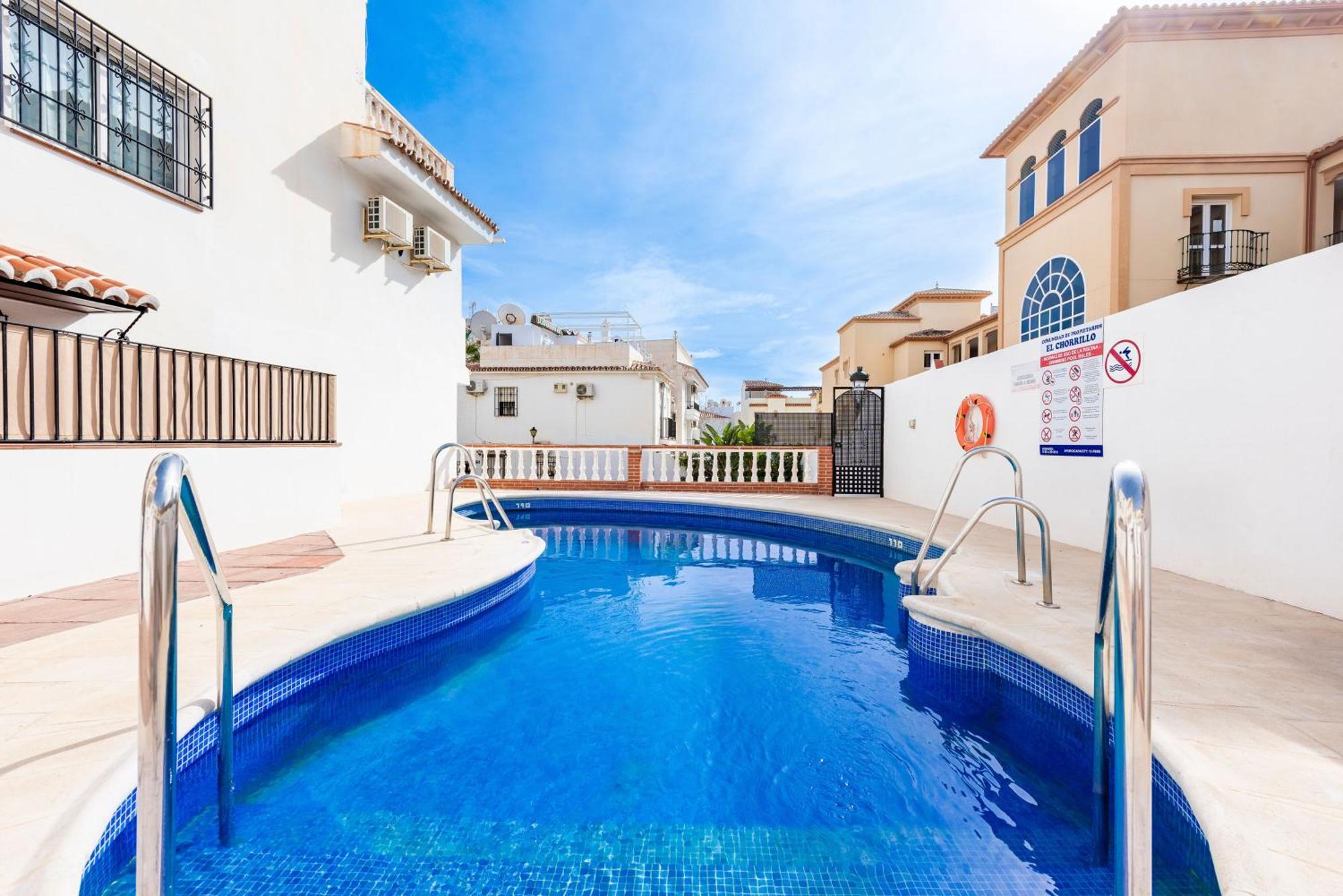 Nerja Centro, Playa Carabeo Apartment Bagian luar foto